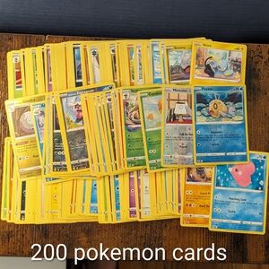 200 Pokemon Cards Lot - Pokemon Trading Cards Collection Sword And Shield bulk